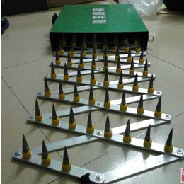 茂博橡膠減速帶廠家 道路橡膠減速帶價格規格_道路減速設備_第一槍