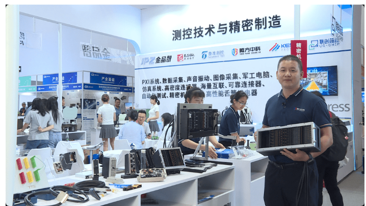 國產(chǎn)自研測試測量設(shè)備集群亮相，賦能國防電子自主創(chuàng)新
